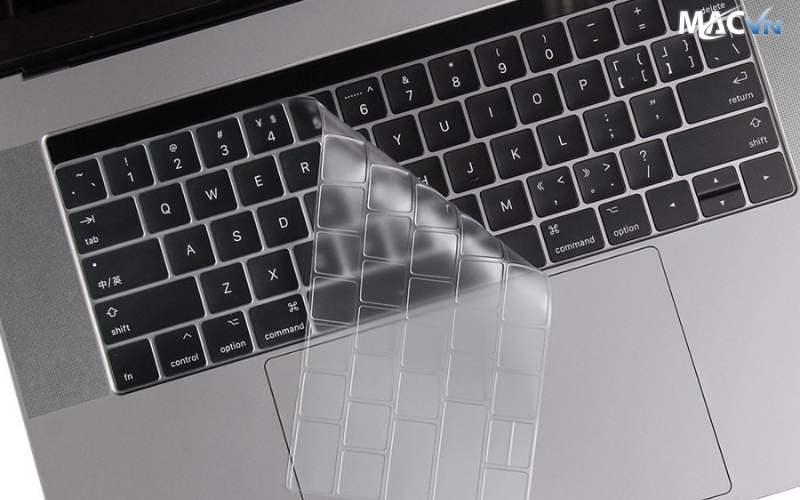 Su dung phu phim de bao ve Macbook 1 Tips Bảo Quản MacBook Nên Bỏ Túi Dành Cho Bạn Nên phủ phím để bảo vệ bàn phím cho máy MacBook