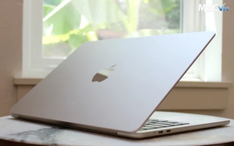 macbook air m2 mau silver MacBook Air M2 Màu Nào Hợp Với Mệnh Và Nhu Cầu Của Mình ? Macbook Air M2 màu Silver