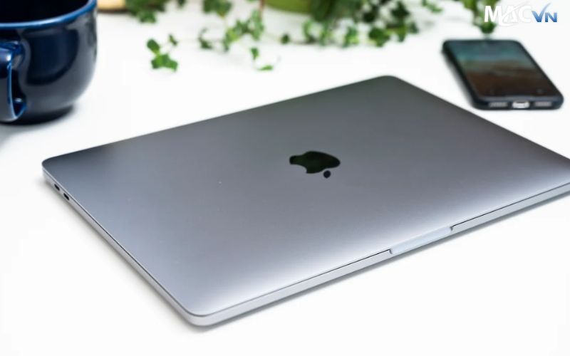 MacBook Pro M1 Silver – Sang trọng với màu Bạc