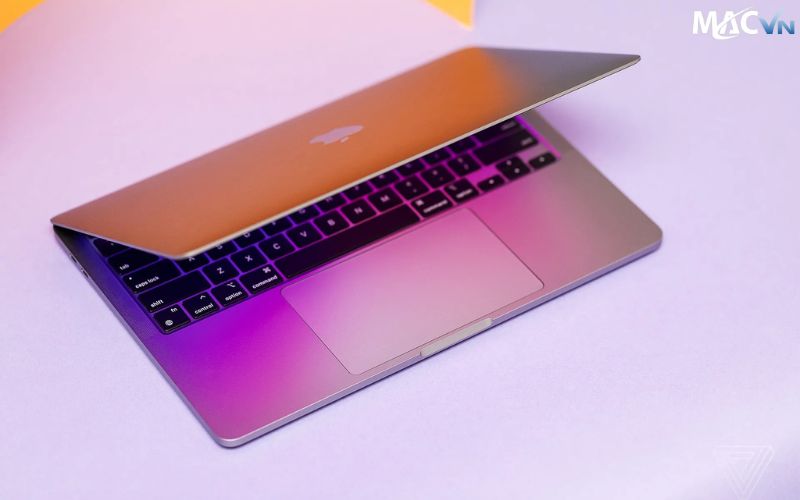 MacBook Pro cũ tiết kiệm