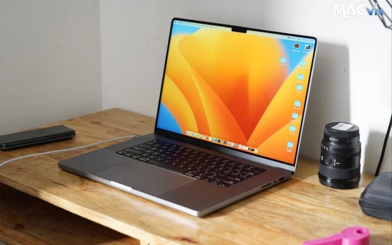 MacBook Pro M2 16 inch 2023