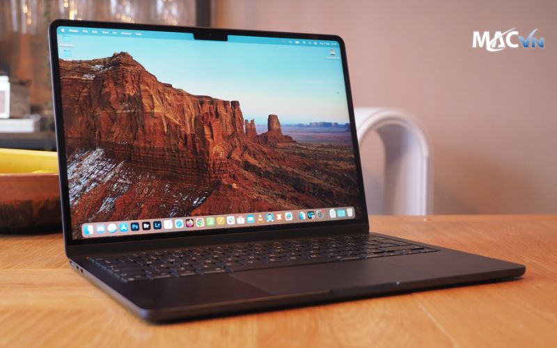 MacBook Air M3 2024

