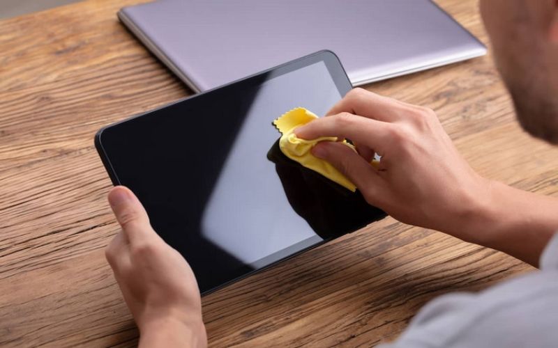 Nên vệ sinh máy sạch sẽ trước khi thanh lý
