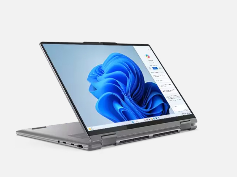 Sản phẩm là sự kết hợp hoàn hảo giữa màn hình OLED sắc nét, hiệu năng mạnh mẽ Sản phẩm là sự kết hợp hoàn hảo giữa màn hình OLED sắc nét, hiệu năng mạnh mẽ