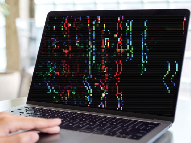 Lỗi màn hình Macbook bị nhiễu hạt, nhiễu màu