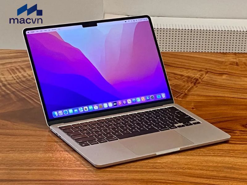 Màn hình 15 inch mang lại trải nghiệm hiển thị tốt hơn